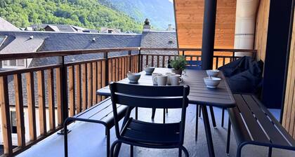Nouveau - Appartement raffiné à Saint-Lary village centre, 3 chambres- 8 pers.