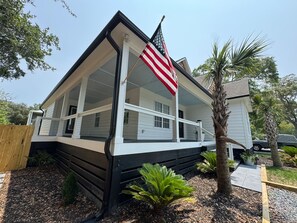 House | 3 bedrooms - Silver Palms Cottage (Oak Island)