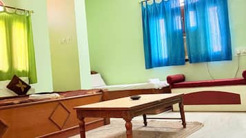 Luxury Triple Room, Mountain View | Free WiFi