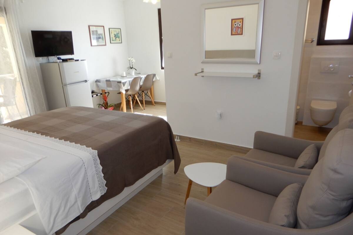 Studio (Studio Apartment with Balcony ( owner) | 5 chambres, Wi-Fi gratuit