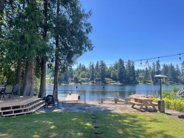 Exterior - @ Marbella Lane - Hidden Gem on Scenic Shady Lake (Renton)