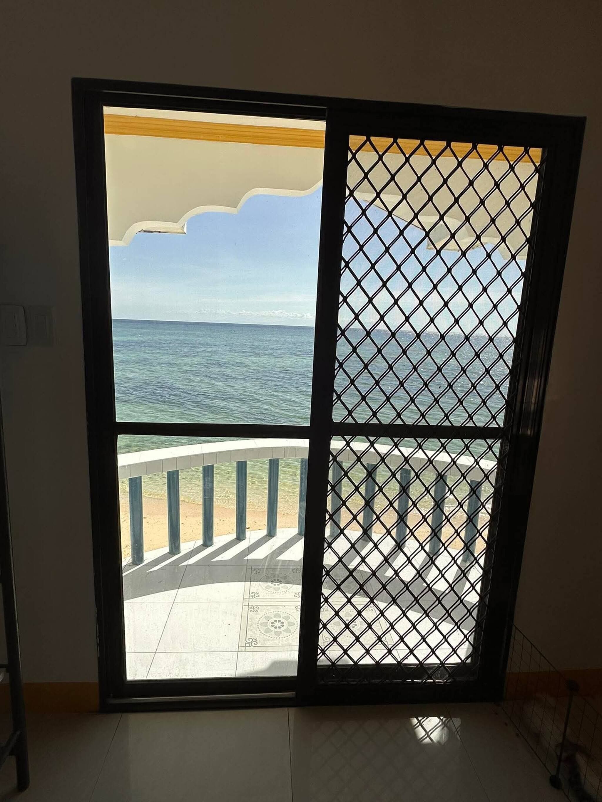 Casa, 3 habitaciones, con acceso para personas discapacitadas, alberca privada | Vista desde la propiedad