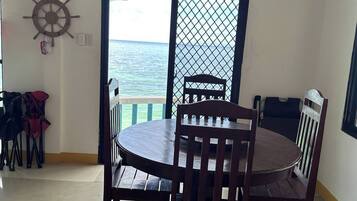 House, 3 Bedrooms, Accessible, Private Pool | Dining room