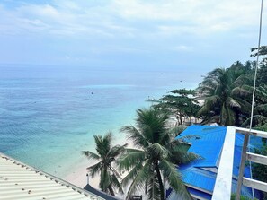 Ferienhaus, 3 Schlafzimmer, barrierefrei, eigener Pool | Blick von der Unterkunft