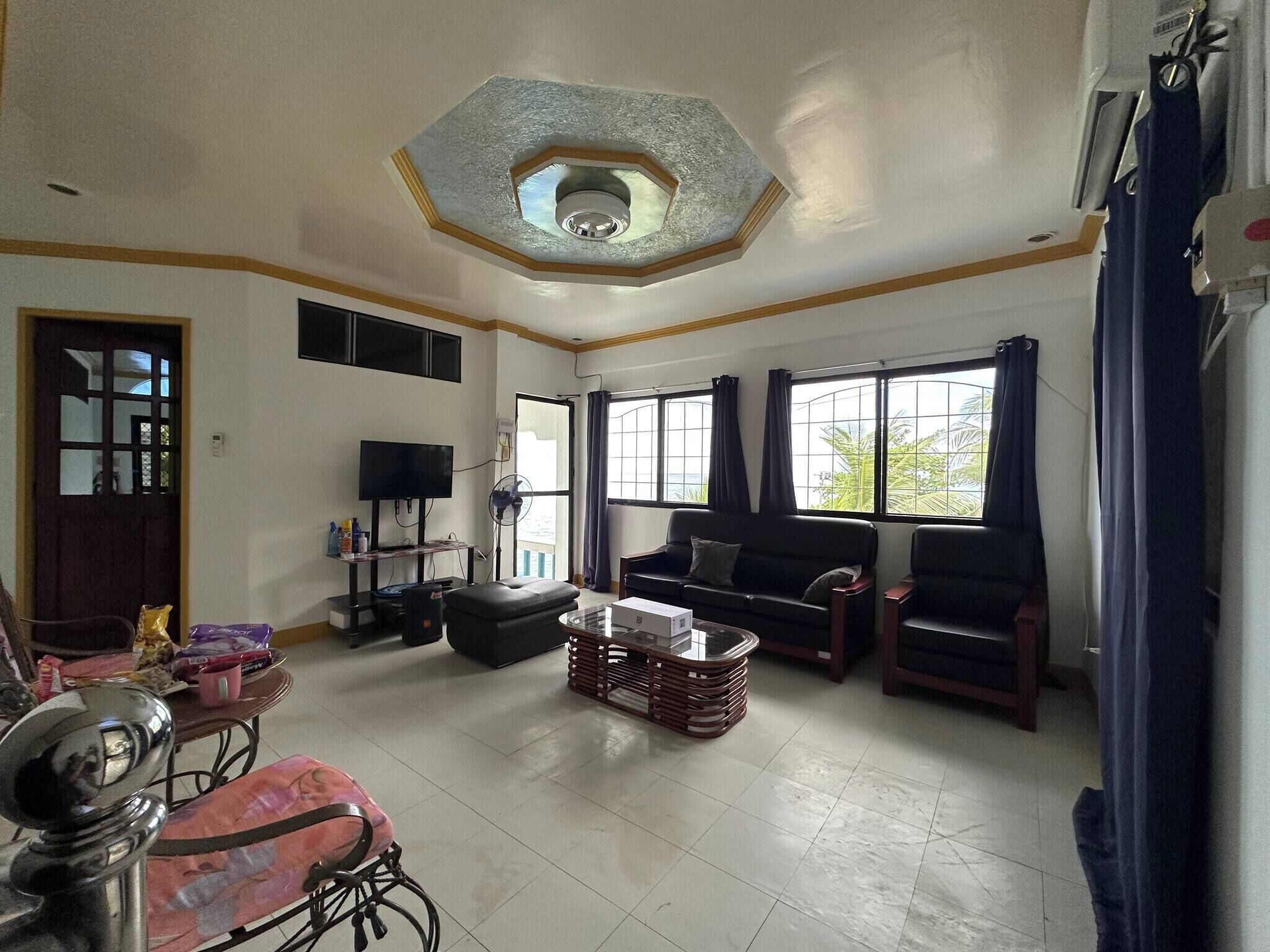 Casa, 3 habitaciones, con acceso para personas discapacitadas, alberca privada | Sala de estar