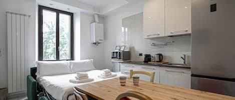 Microwave, espresso maker, electric kettle, high chair