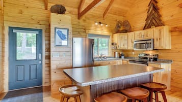 House (1 Bedroom) | Interior