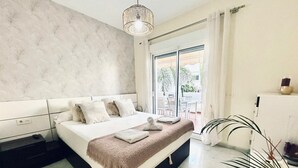 Unclassified image, 4 of 47, button - Spacious Estepona Apartment With Pool & Golf Views (Estepona)