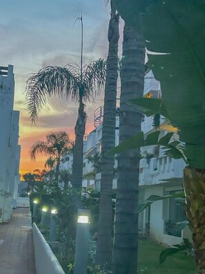 Apartment, 3 Bedrooms, Accessible, Balcony | Property grounds