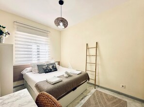 Apartment, 3 Bedrooms, Accessible, Balcony