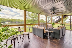 House (4 Bedrooms) | Front of property