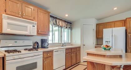 1 Mi to Lake: Home w/ Deck in Elephant Butte