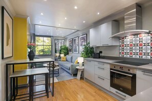 อพาร์ทเมนท์ | 1 ห้องนอน, อินเทอร์เน็ตความเร��็วสูง