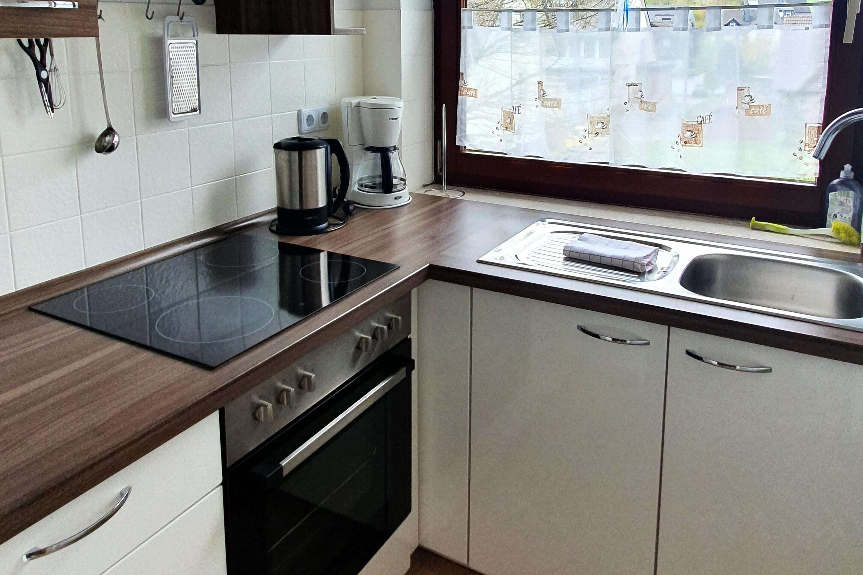 Lejlighed | Privat køkken | Køkkentøj/tallerkener/redskaber