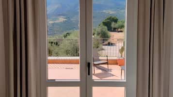 Room, 1 Bedroom, Smoking, Terrace | Interior