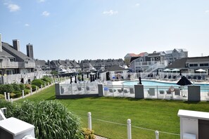 Townhome, 2 Bedrooms | Pool | Outdoor pool