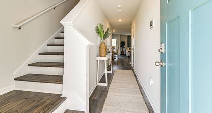 2 Mi to Shore: Newly Built Surfside Beach Gem