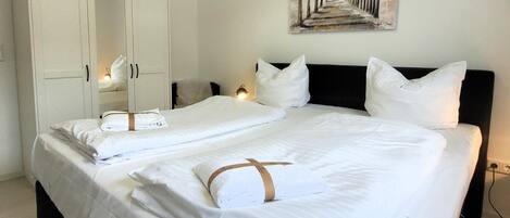 2 bedrooms, bed sheets