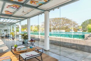 Apartamento, para fumantes | 2 quartos