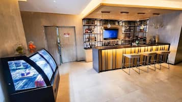 Shared Dormitory, 1 Bedroom, Accessible, Smoking | Bar (on property)