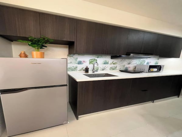 Shared Dormitory, 1 Bedroom, Accessible, Smoking | Private kitchen - Room-davao Skyline Condotel (Davao)