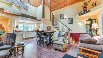 ํ์ฐ์ค (1 Bedroom) | ๋ด๋ถ