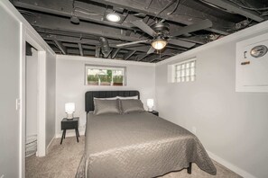 House, Multiple Beds, Patio, Garden View (Modern Cincy Home)
