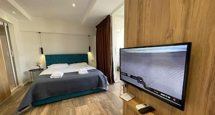 Boutique 1 - Standart Studio Apart