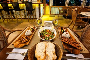 Restaurant - Fİİ SUİTS (Kumluca)
