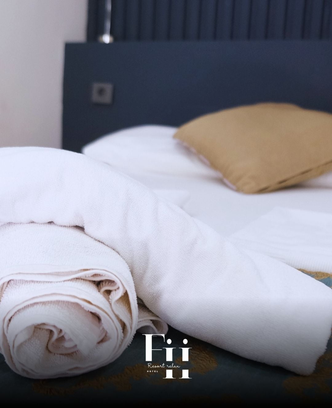 Desk, laptop workspace, free WiFi