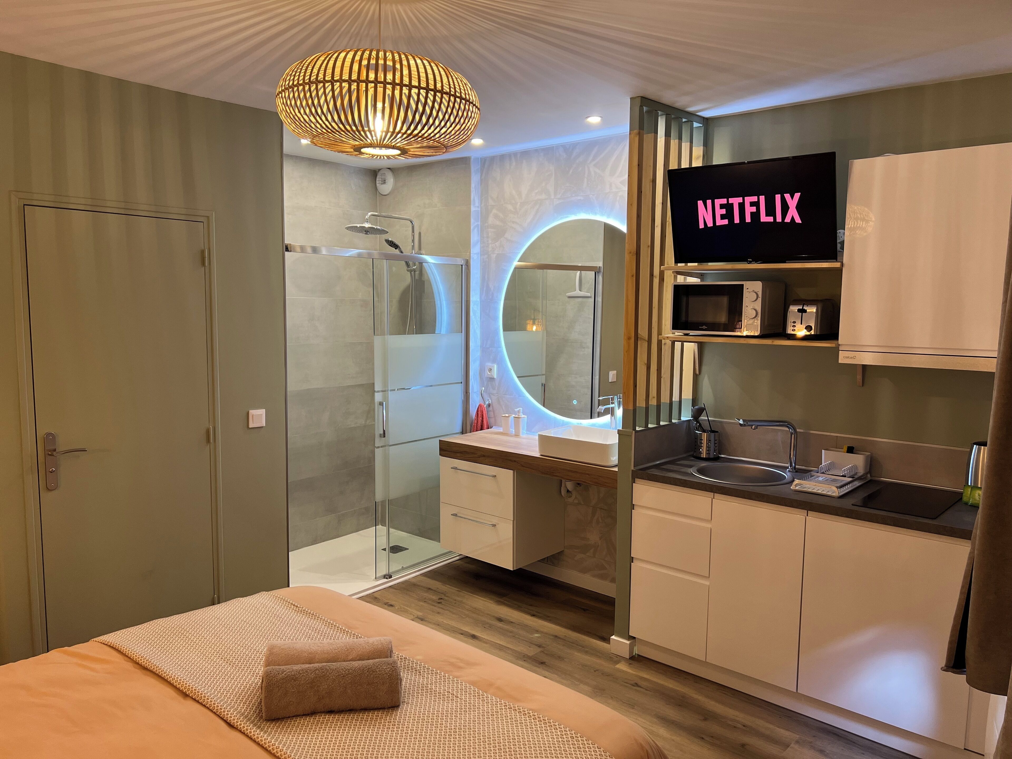 1 bedroom, iron/ironing board, free WiFi, bed sheets