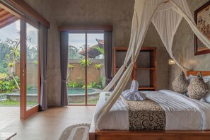 Luxury Villa, Private Pool, Garden View | Egyptian cotton sheets, premium bedding, individually decorated - Seelong Villa Ubud by Dhananjaya Hospitality (Sebatu)
