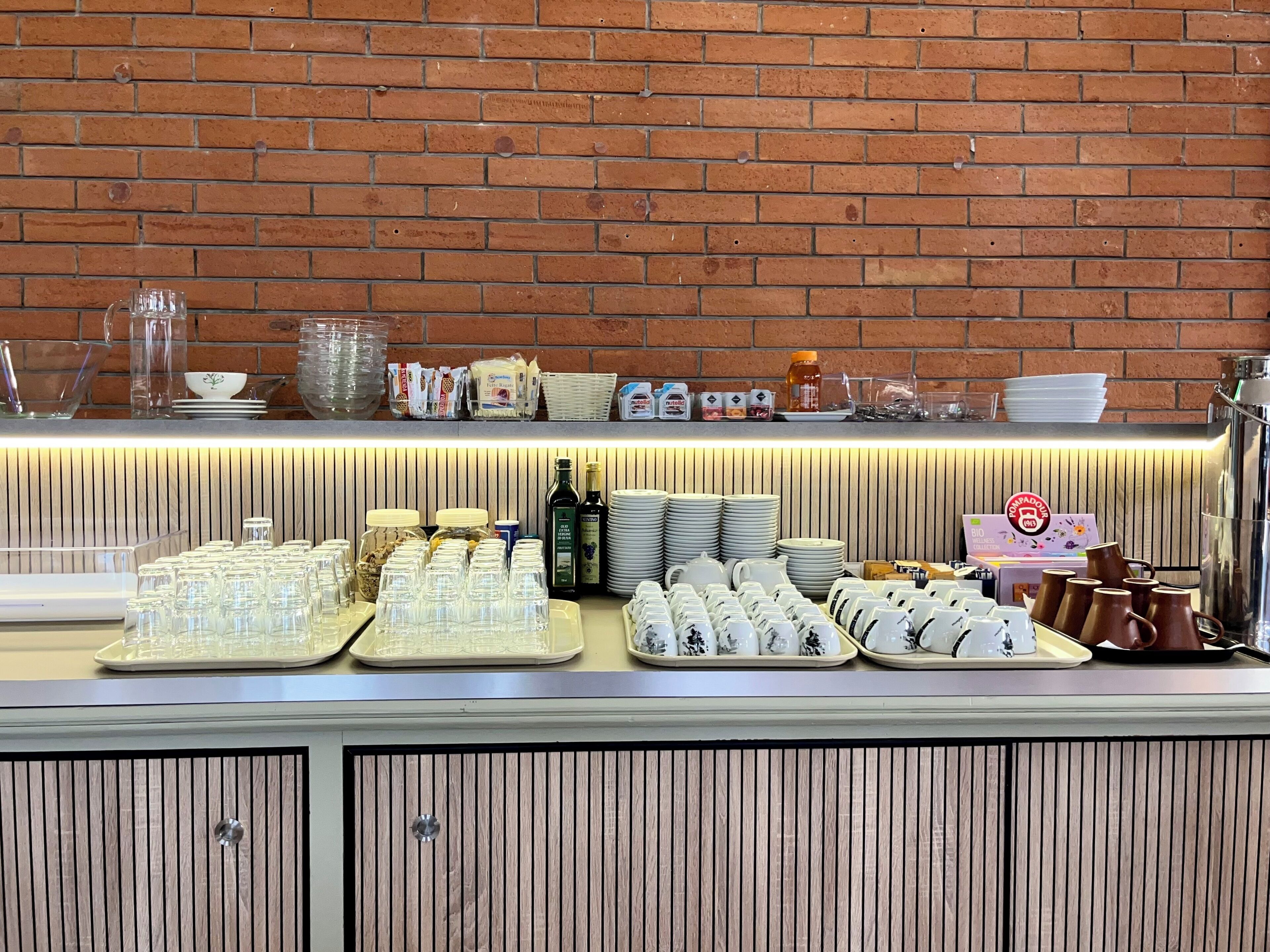 Päivittäinen buffetaamiainen (10 EUR per henkilö)