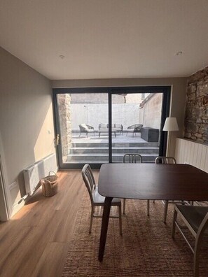 Dining - City Victorian Townhouse Cork, Kennedy Park (Cork)