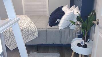 2 chambres, fer et planche Ă repasser, Wi-Fi, draps fournis