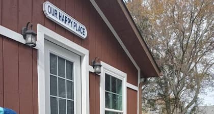 Relax Farm house - Self check in /WIFI -Tiny House