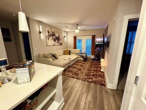 TV connectée, jeux vidéo, chaîne hi-fi
