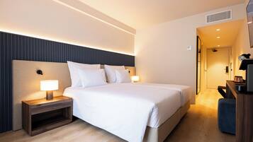 In-room safe, free WiFi