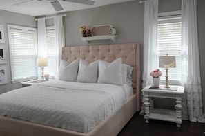 3 slaapkamers, een bureau, een strijkplank/strijkijzer, gratis wifi