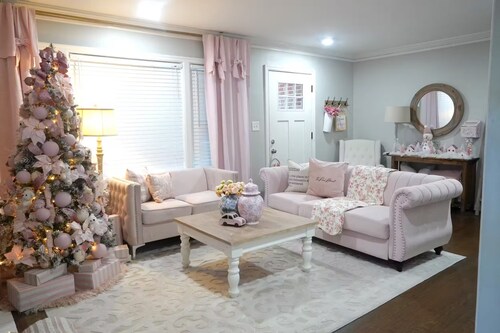 The Pink Retreat ATL Perfect for Girls Night