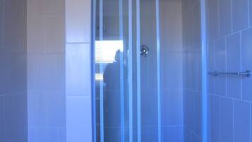 Double Room | Bathroom