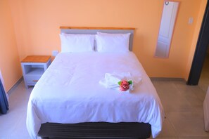 Desk, laptop workspace, iron/ironing board, free WiFi