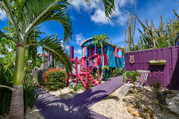 Children’s area - A Creative Boho Oasis in Aruba — Long-Stay Haven & Yoga Venue (Oranjestad)