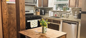 Peace and Sunshine I 3-bedroom house I WiFi I AC I Midwest City