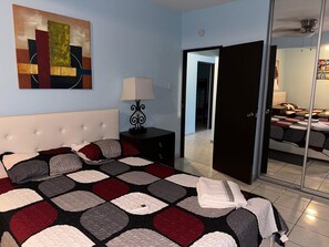 3 Schlafzimmer, Schreibtisch, Bügeleisen/Bügelbrett, kostenloses WLAN