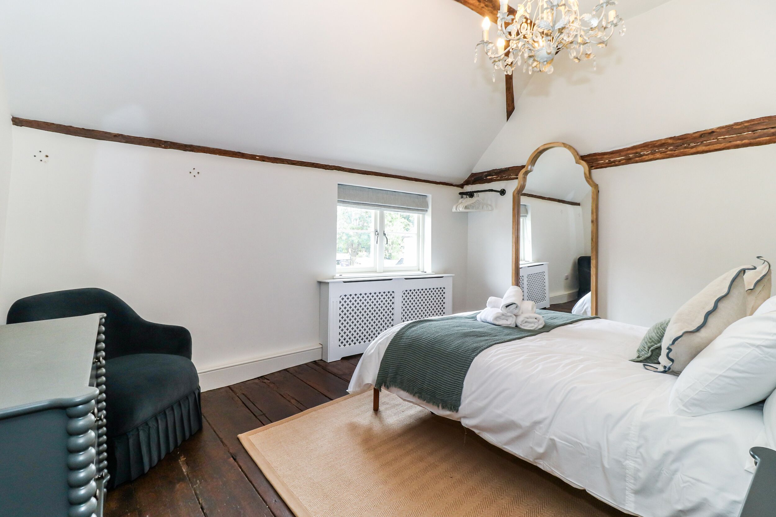 3 kamar tidur dan didekorasi berbeda-beda