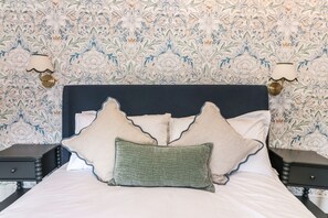 3 bedrooms, individually decorated, individually furnished, free WiFi