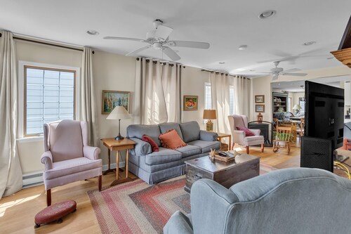 NEW! Home Port - Spacious Retreat in Prime Location