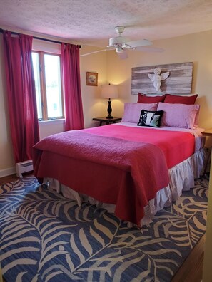 4 bedrooms, travel cot, WiFi, bed sheets