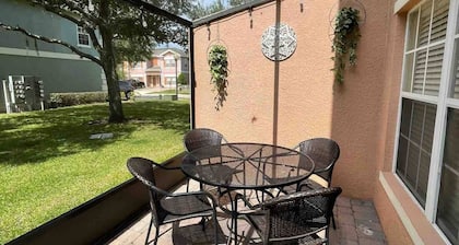 Beautifully furnished 4 bedroom 2 1/2 bathroom. Close to theme parks.